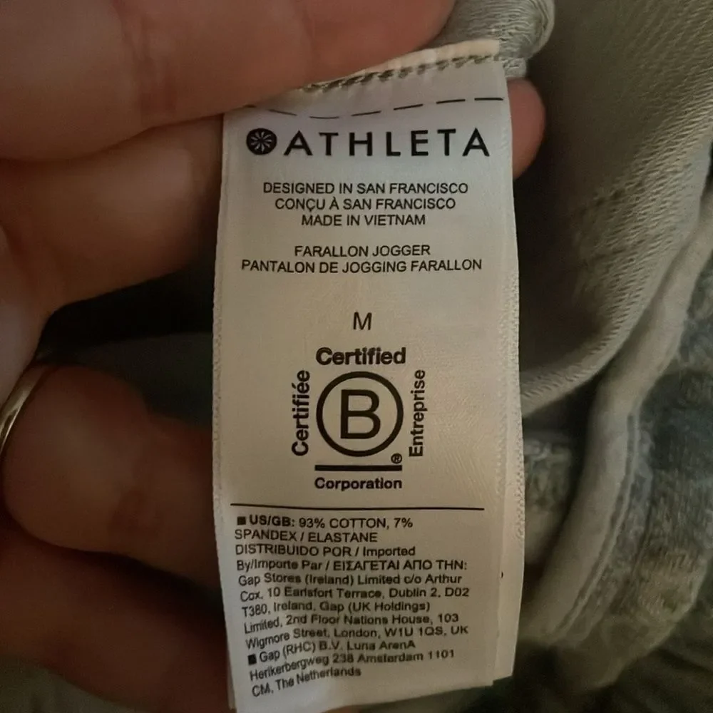 Athleta size medium